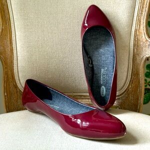 Dr. Scholl’s Burgundy/Wine memory foam cool fit flats